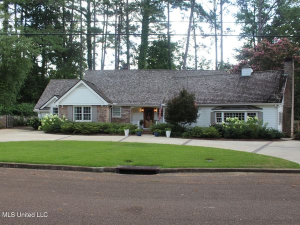415 Perkins Drive, Brookhaven, MS 39601