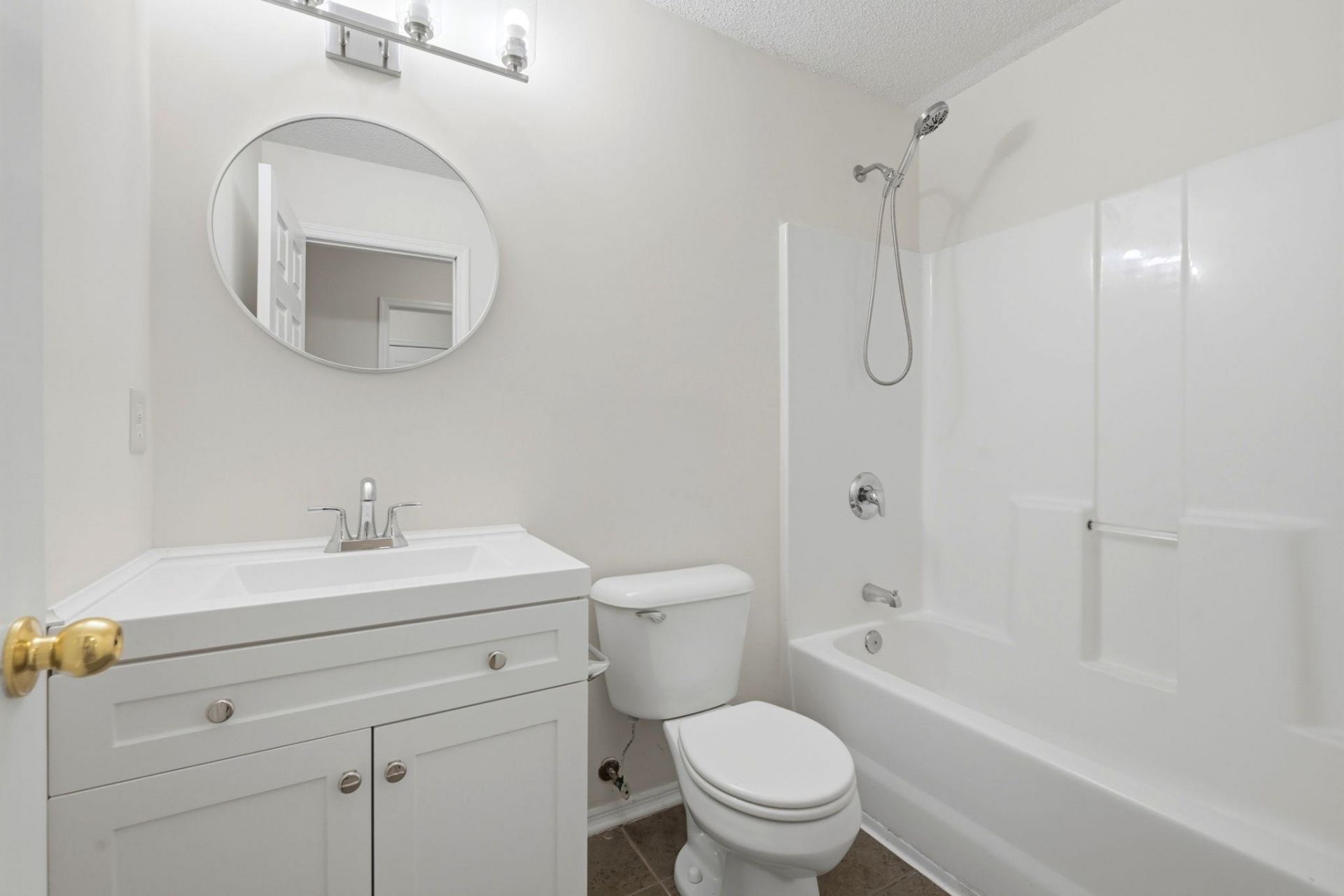 292 Bellegrove Dr. Photo 23