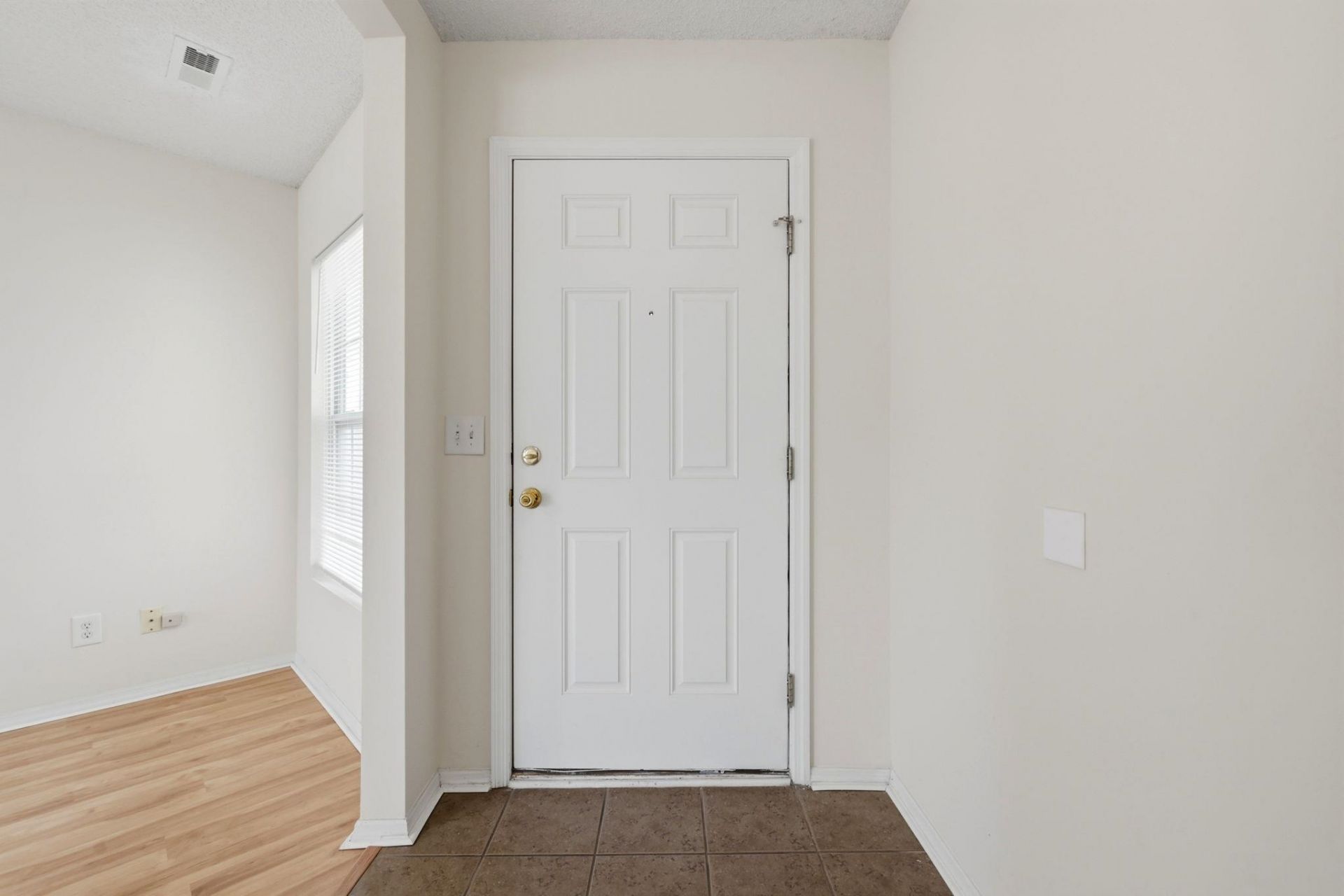 292 Bellegrove Dr. Photo 5