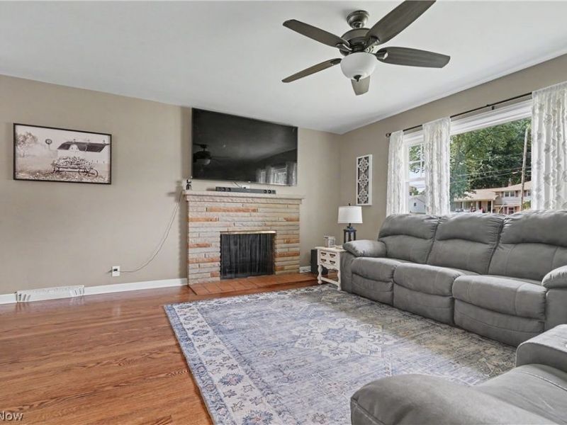 3877 Ayrshire Drive, Youngstown, OH 44511 Photo 8