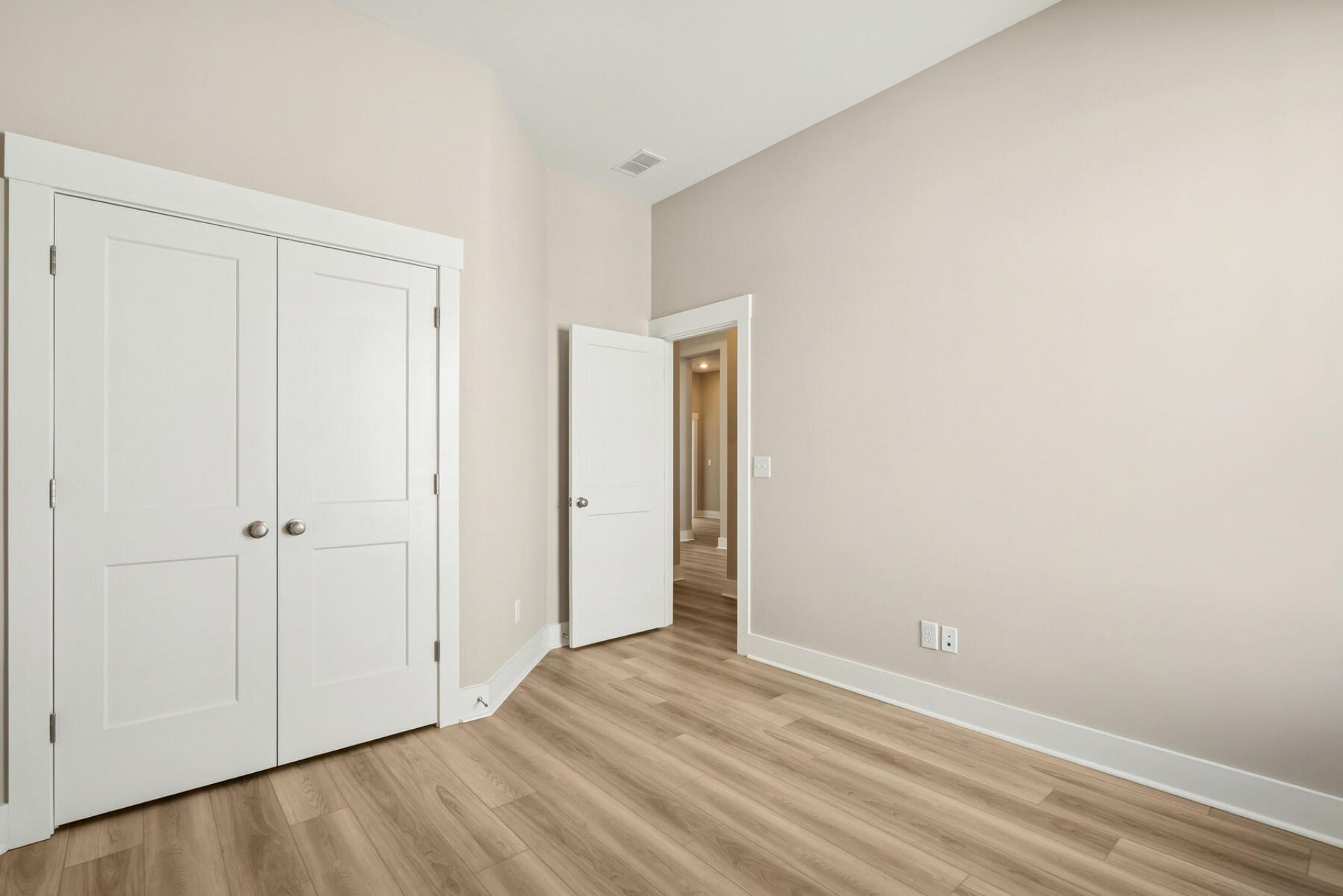 280 Brightside Trail Photo 22