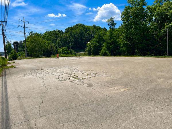 1430 Diederich , Russell, KY 41169
