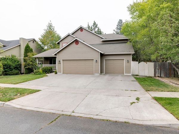 2542 NE Keats Drive, Bend, OR 97701