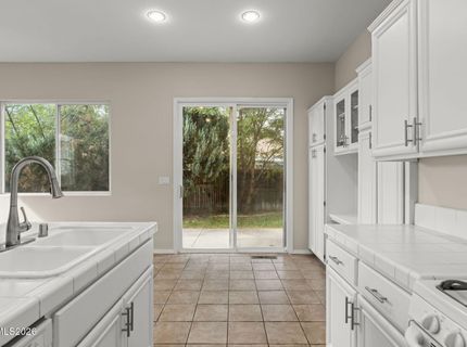 1611 Brentworth Way, Reno, NV 89521 Photo