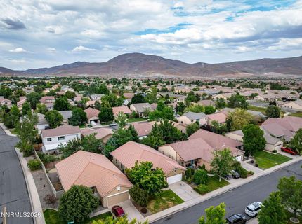 1611 Brentworth Way, Reno, NV 89521 Photo