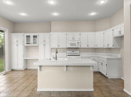 1611 Brentworth Way, Reno, NV 89521 Photo