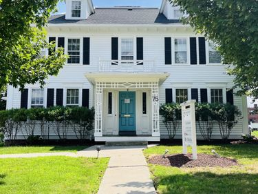 75 Brace , West Hartford, CT 06107
