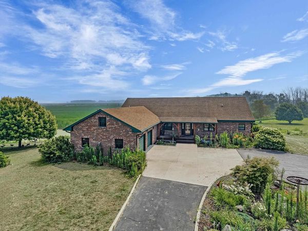 1328 COUNTY RD M, Pickett, WI 54964