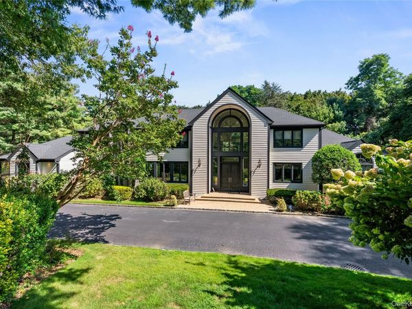 3 Rock Hill Lane , Brookville, NY 11545