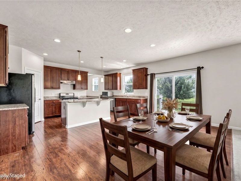 20813 North Greystone Drive, Strongsville, OH 44149 Photo 11