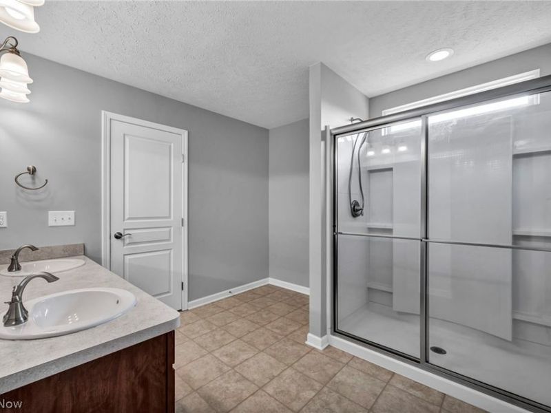 20813 North Greystone Drive, Strongsville, OH 44149 Photo 25