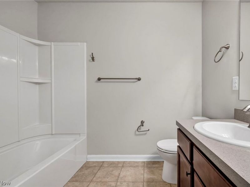 20813 North Greystone Drive, Strongsville, OH 44149 Photo 35