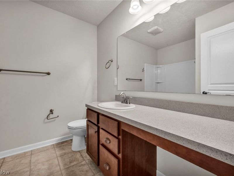 20813 North Greystone Drive, Strongsville, OH 44149 Photo 36