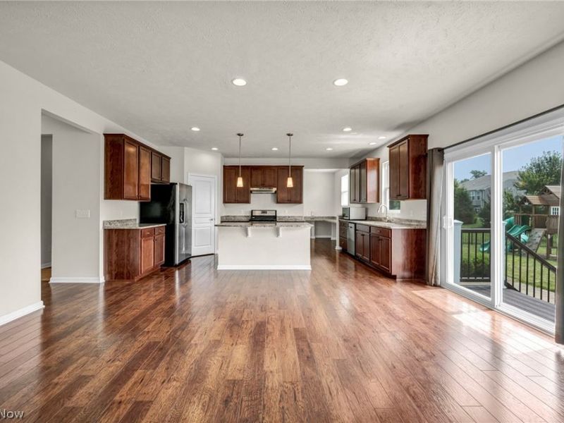 20813 North Greystone Drive, Strongsville, OH 44149 Photo 8
