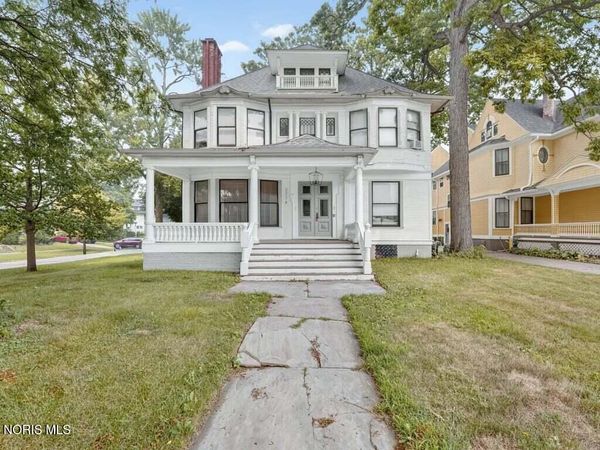 2274 Robinwood Avenue , Toledo, OH 43620