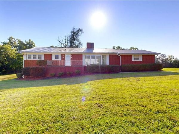 5386 Braxton Craven Road , Trinity, NC 27370