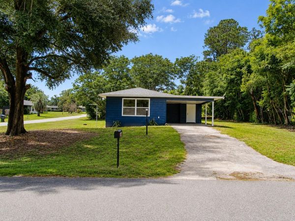 49 LAKE COURT LOOP , OCALA, FL 34472
