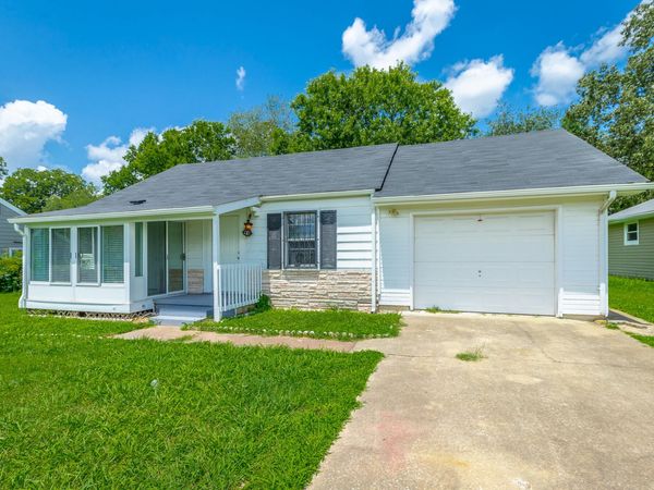 2115 Delano Drive, Chattanooga, TN 37406
