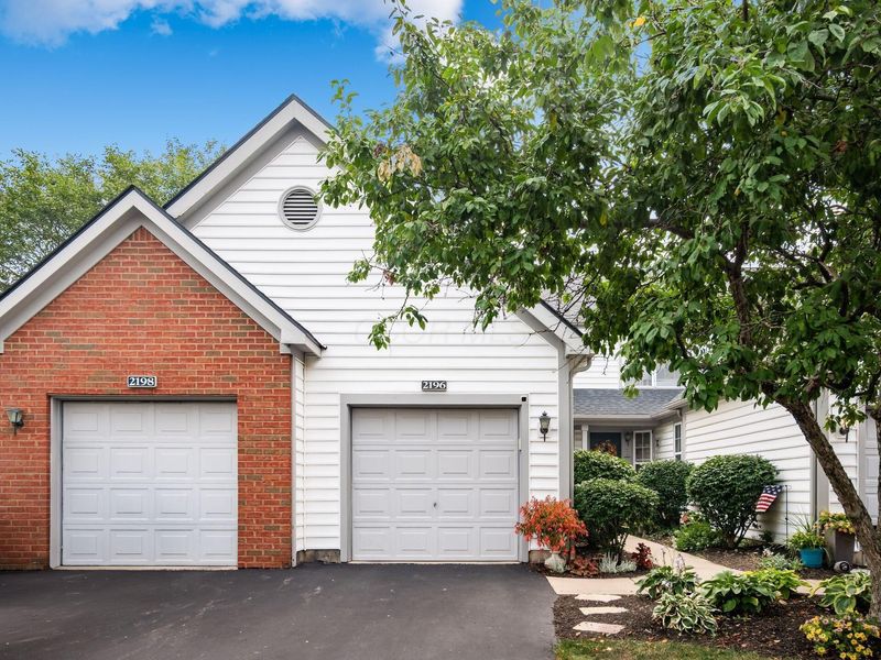2196 Victoria Park Drive , Columbus, OH 43235 Photo 1