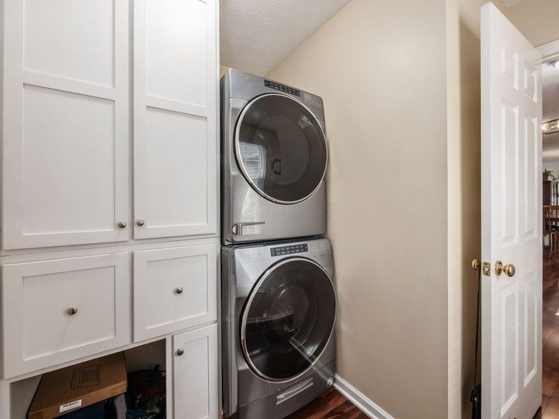 2196 Victoria Park Drive , Columbus, OH 43235 Photo 10