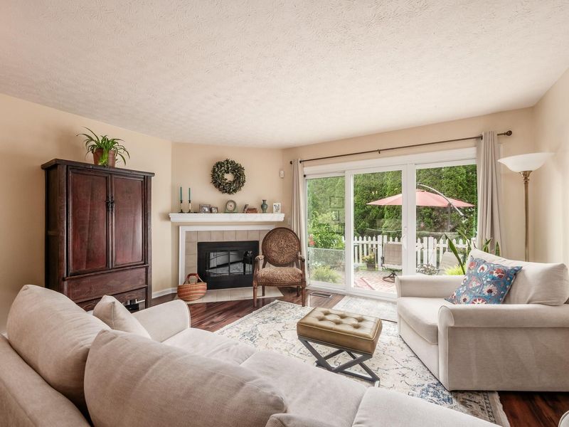 2196 Victoria Park Drive , Columbus, OH 43235 Photo 18