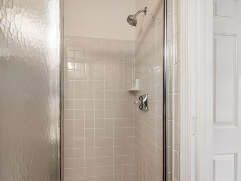 2196 Victoria Park Drive , Columbus, OH 43235 Photo 31