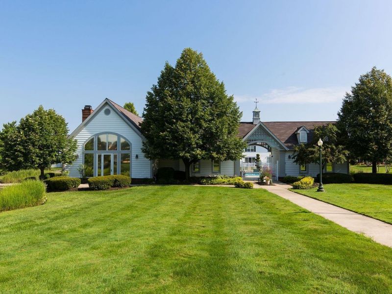 2196 Victoria Park Drive , Columbus, OH 43235 Photo 48