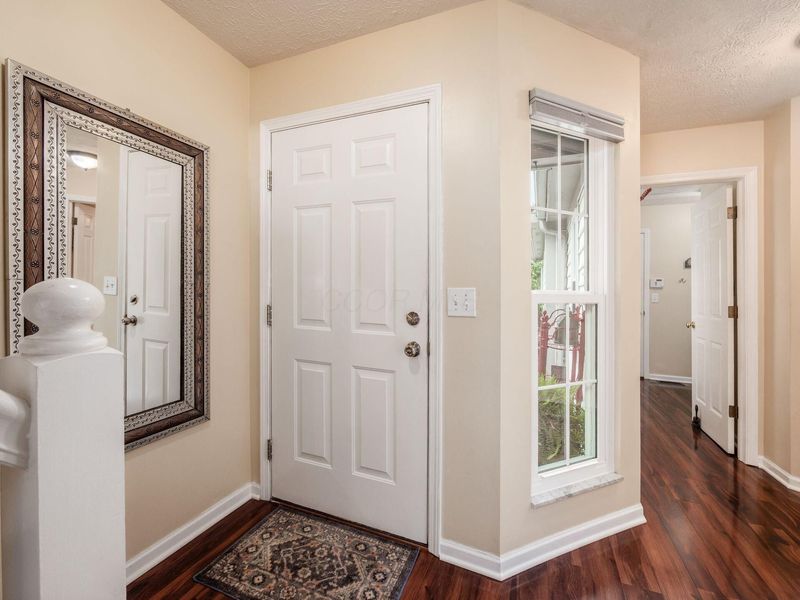 2196 Victoria Park Drive , Columbus, OH 43235 Photo 5