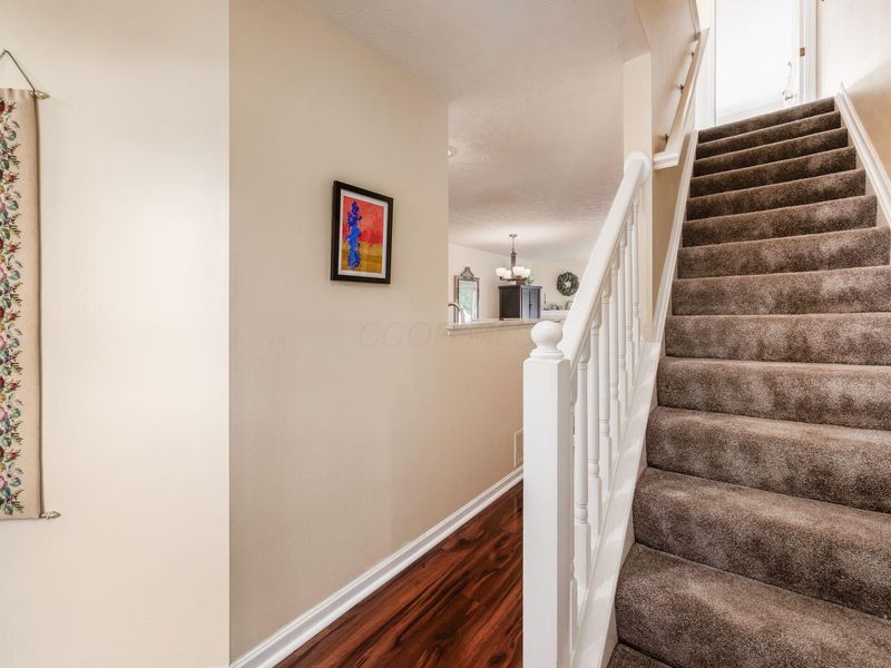 2196 Victoria Park Drive , Columbus, OH 43235 Photo 7