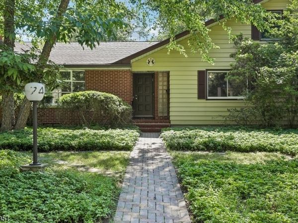 74 George St, Harrington Park, NJ 07640