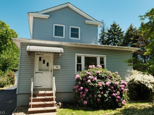 304 E Elm St, Linden, NJ 07036