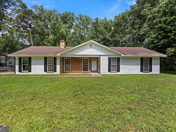 160 Derby Country Drive, Ellenwood, GA 30294