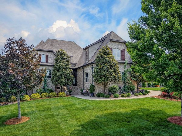 1758 Pearl Ave , Cookeville, TN 38506