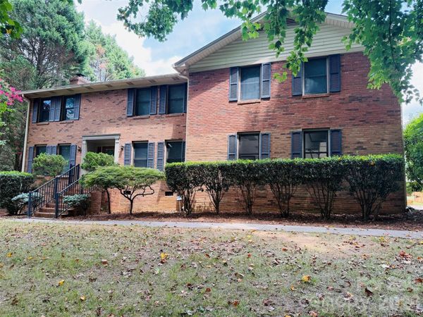 17016 Knoxwood Drive , Huntersville, NC 28078