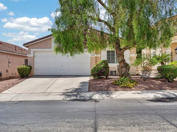9009 Tumblewood Avenue , Las Vegas, NV 89143