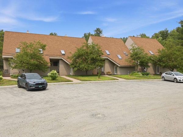 42-18 Heritage Condo Way, Unit 18D, Woodstock, VT 05091