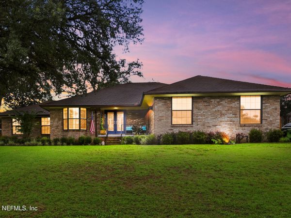905 MIDDLERIDGE Court, Orange Park, FL 32065