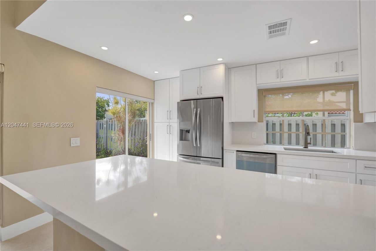 1361 Springside Dr, Unit 3, Weston, FL 33326 Photo