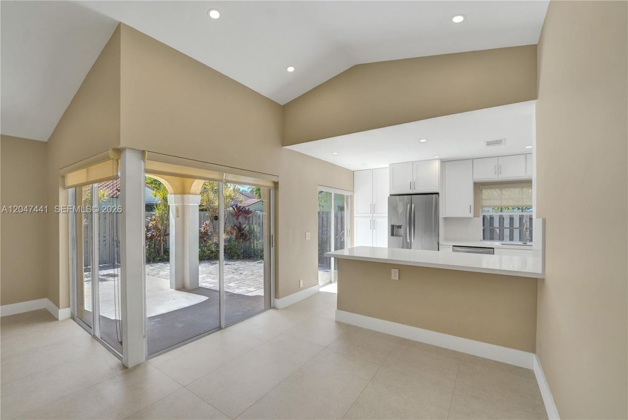 1361 Springside Dr, Unit 3, Weston, FL 33326 Photo