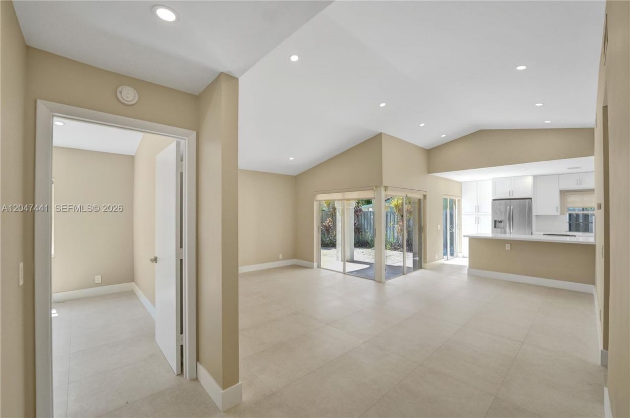 1361 Springside Dr, Unit 3, Weston, FL 33326 Photo