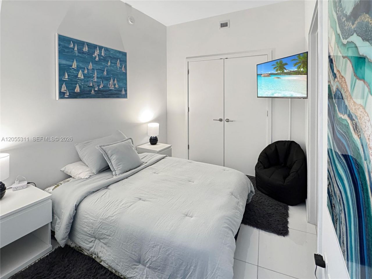 851 NE 1st Ave , Unit 3210, Miami, FL 33132 Photo
