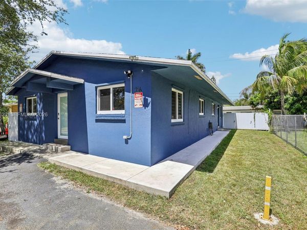 316 N 61st Ave , Hollywood, FL 33024