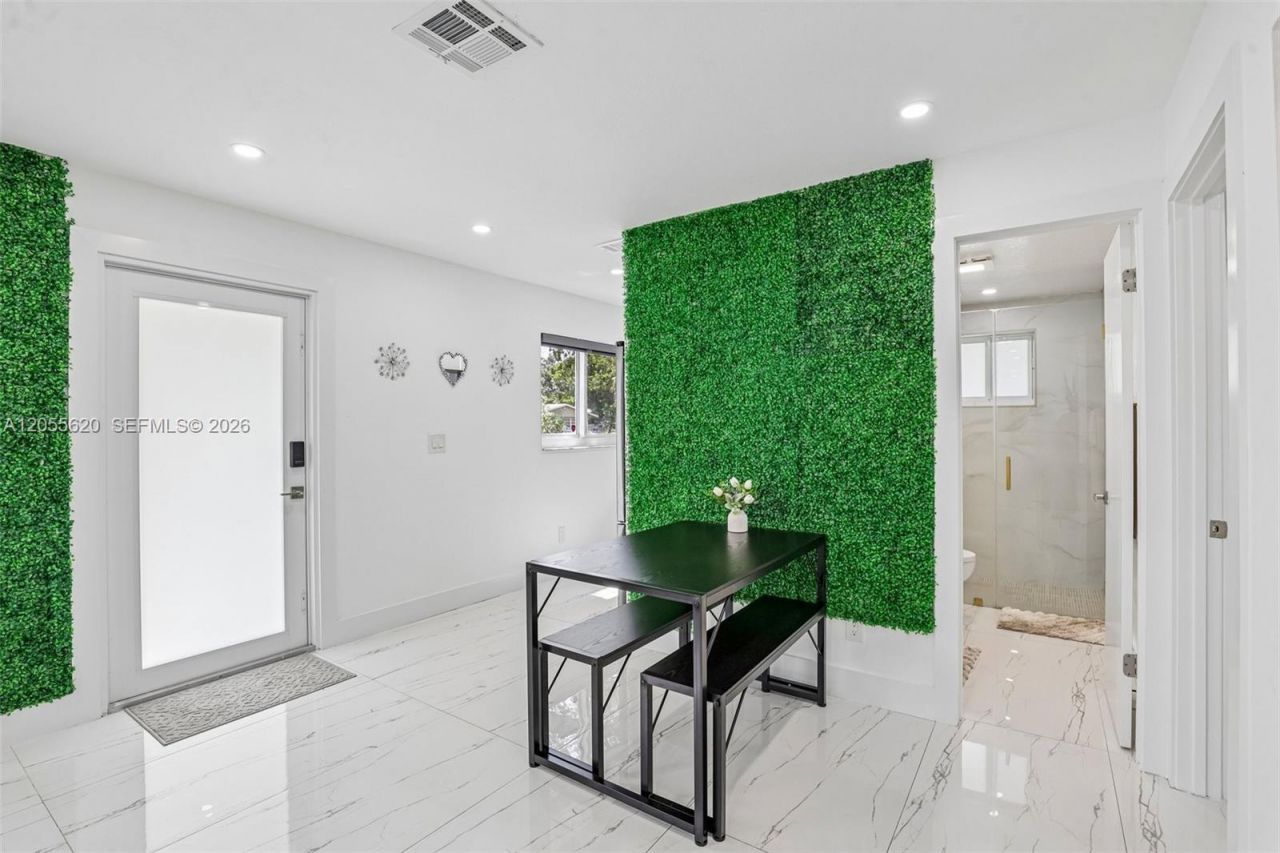 316 N 61st Ave , Hollywood, FL 33024 Photo