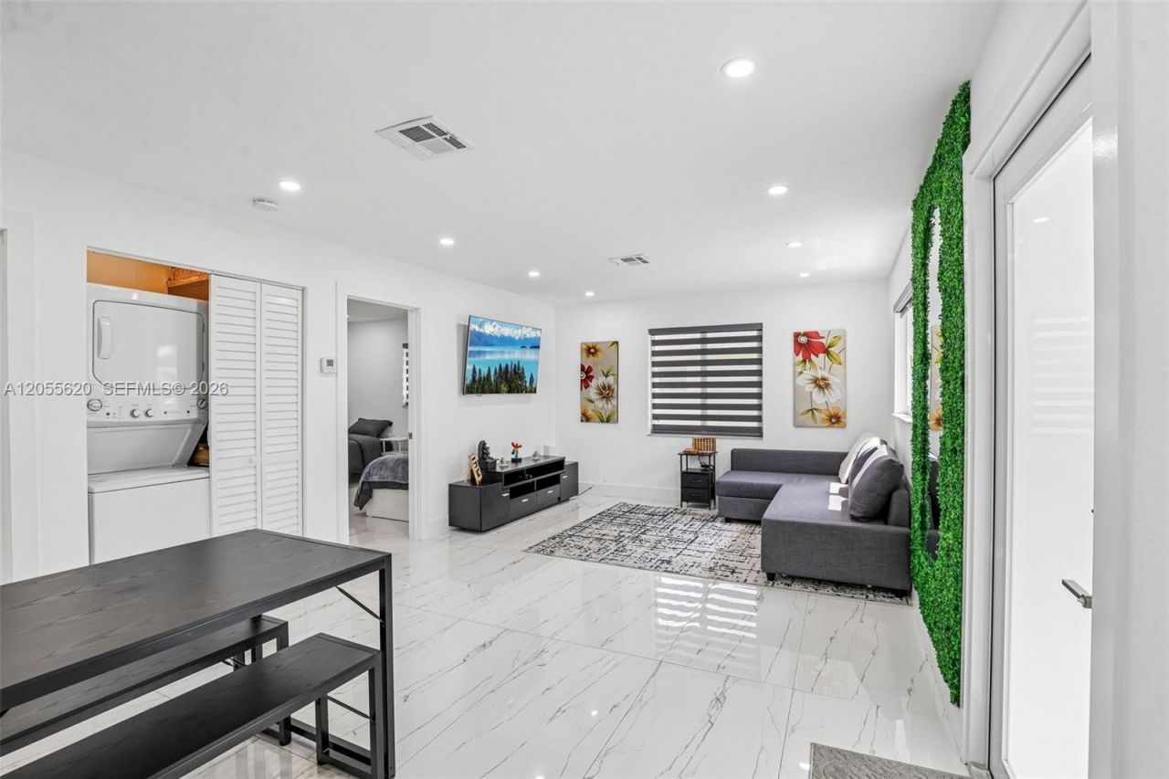 316 N 61st Ave , Hollywood, FL 33024 Photo