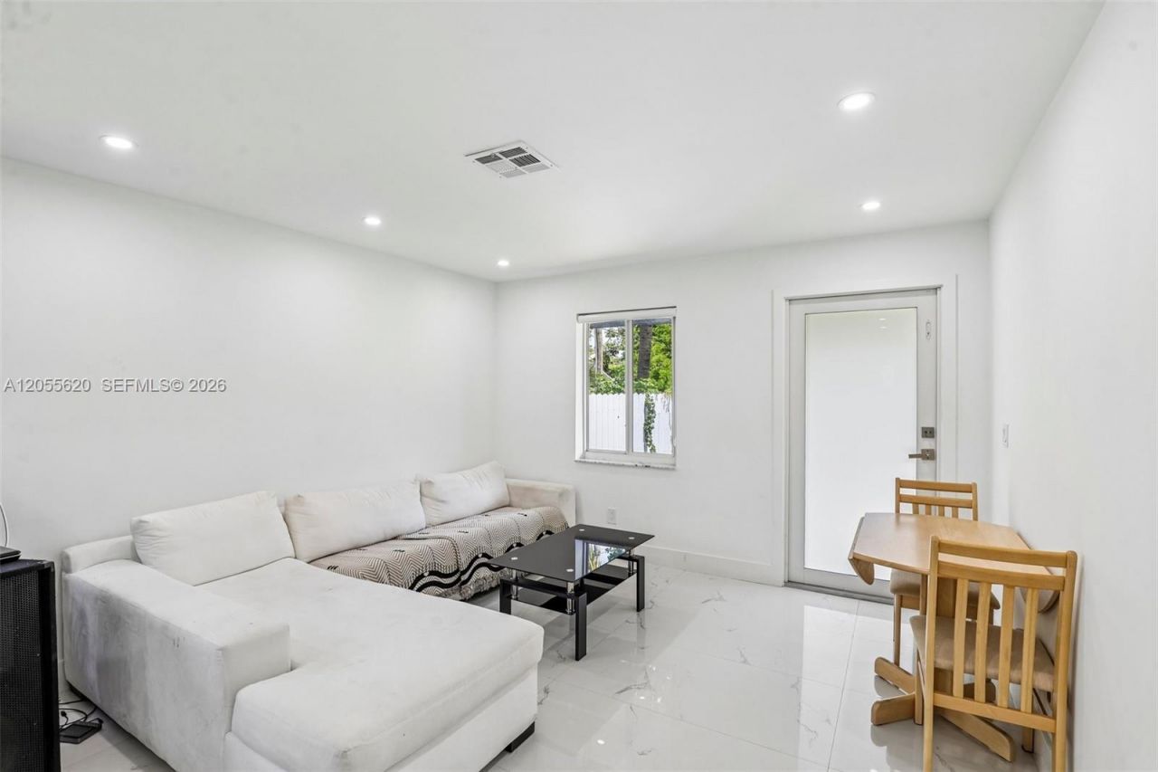 316 N 61st Ave , Hollywood, FL 33024 Photo
