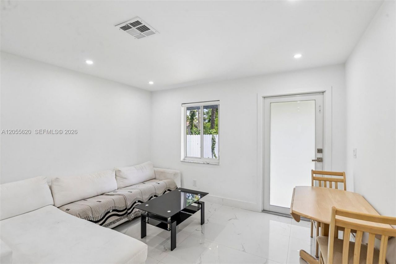 316 N 61st Ave , Hollywood, FL 33024 Photo