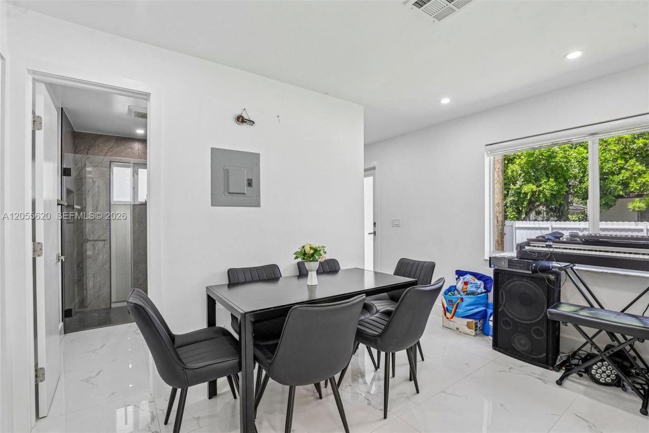 316 N 61st Ave , Hollywood, FL 33024 Photo