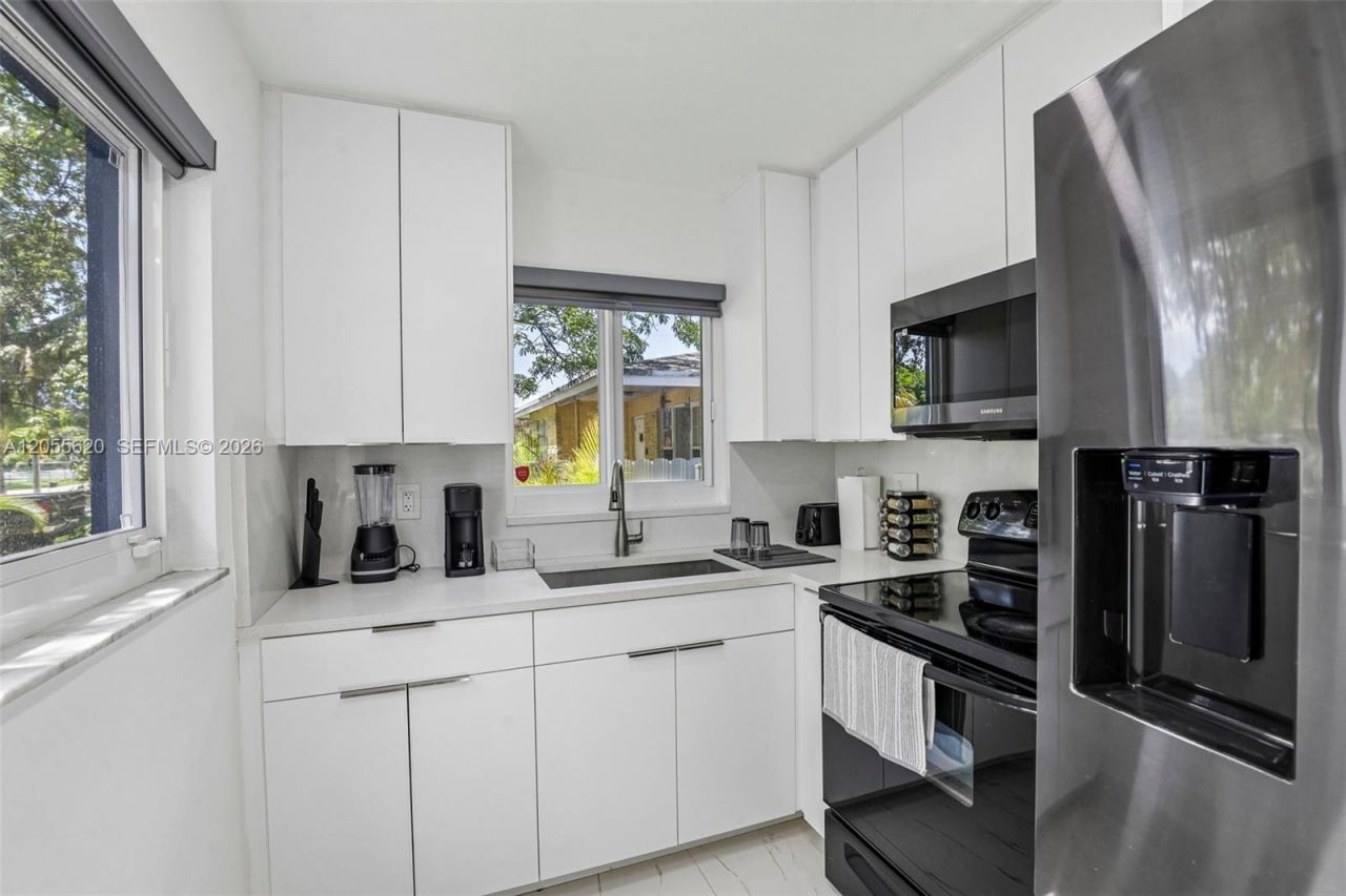 316 N 61st Ave , Hollywood, FL 33024 Photo