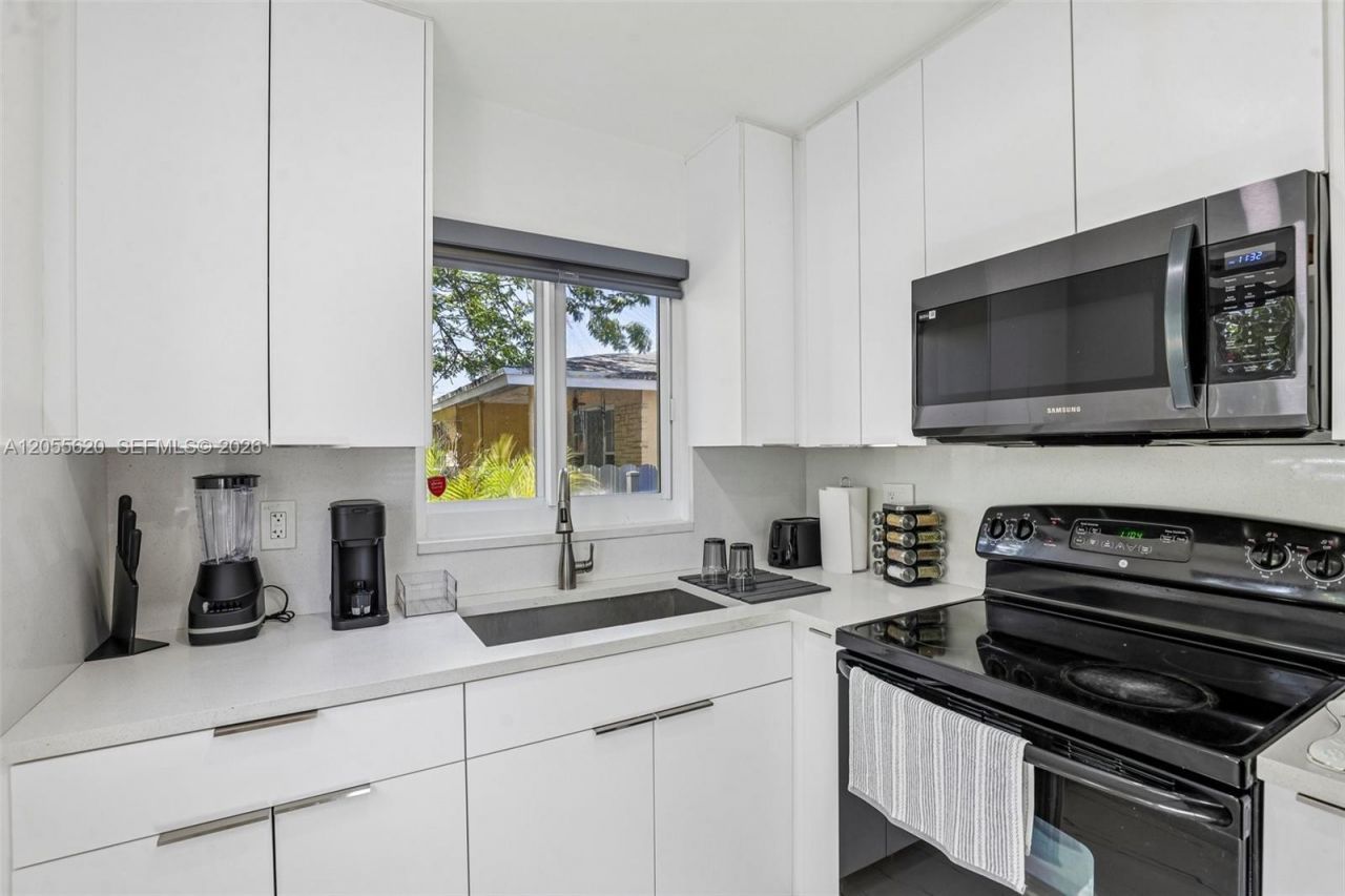 316 N 61st Ave , Hollywood, FL 33024 Photo