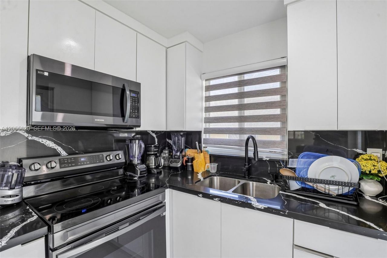 316 N 61st Ave , Hollywood, FL 33024 Photo